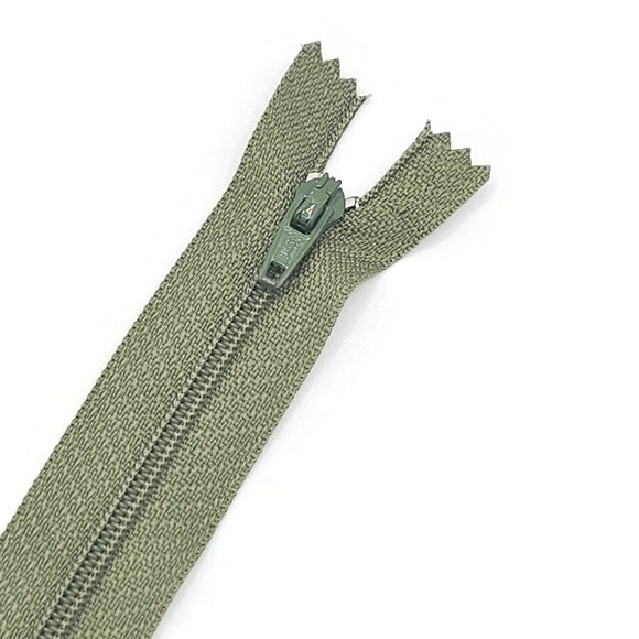 Vert Matcha - Zipper à bout fermé Scovill #3  7''/18cm