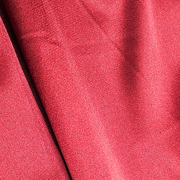 Satin couleur rose / rouge framboise (au 1/2m)
