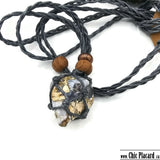 Polished agate - Braided &amp; adjustable pendant by La Quaridaine