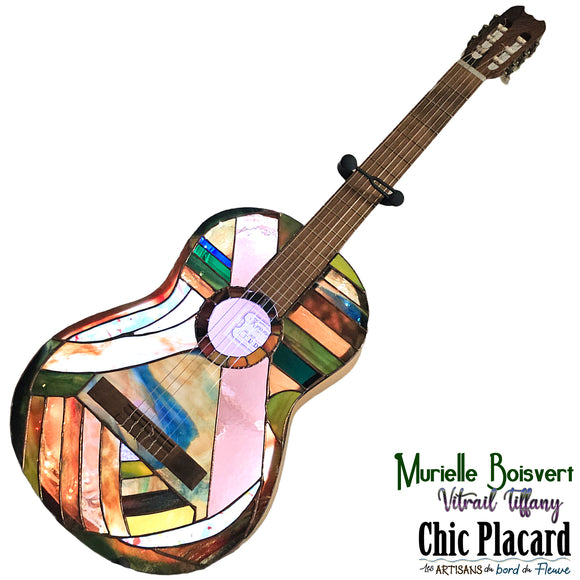 Guitare illuminée - Vitrail par Murielle Boisvert