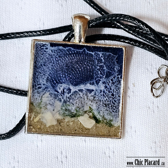 Bleu - Pendentif carré par Créations entre vents et marées