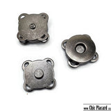 Noir métallique 18mm - Bouton magnétique