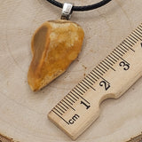 Pendentif avec silex par Recycl-Age