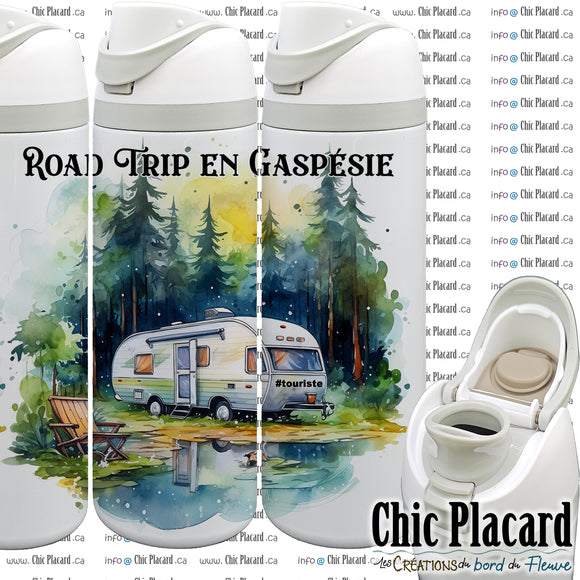 Road trip en roulotte en Gaspésie - Bouteille en inox