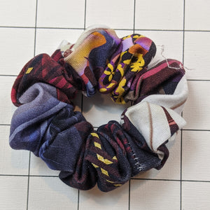 Dramatic flower scrunchie 2 rounds #3