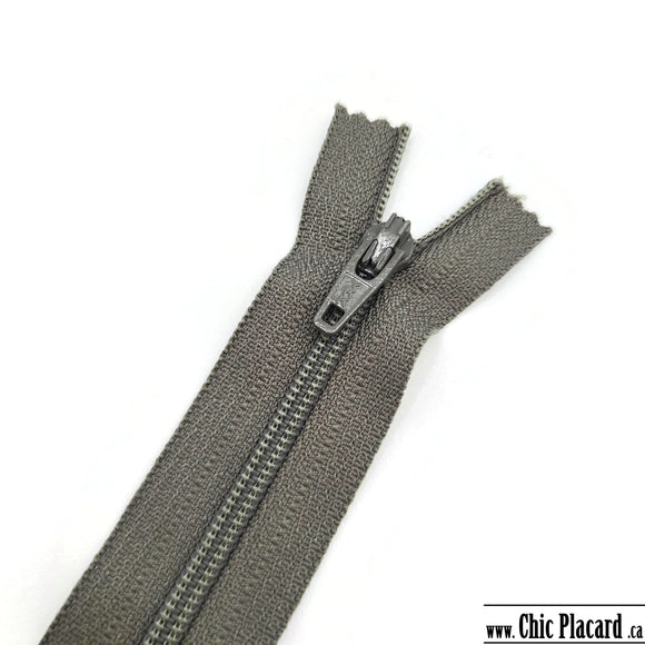 Zipper à bout fermé - Nylon #3 - 25cm/10'' - Gris taupe